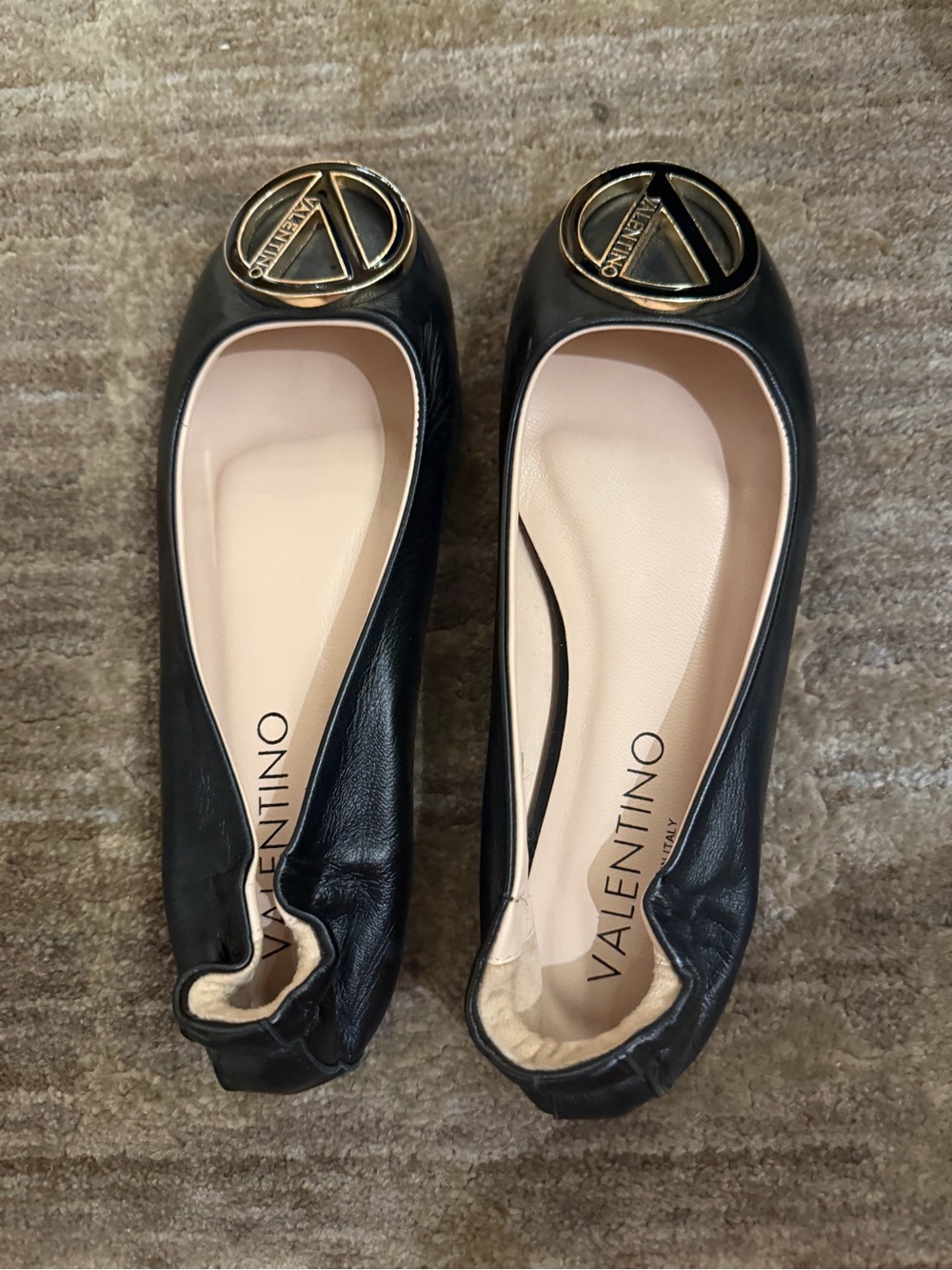 Valentino Black Leather Logo Ballet Flats - Picture 4 of 4